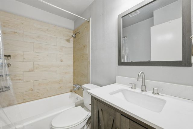 1818 Reever Street, Arlington, TX 76010