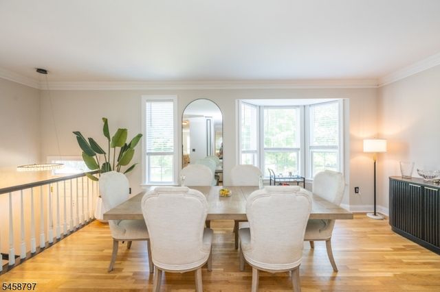 26 Whimble Ct, Wayne Twp., NJ 07470