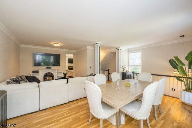 26 Whimble Ct, Wayne Twp., NJ 07470