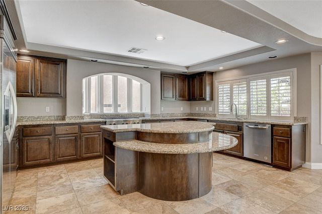 11241 Pentland Downs Street, Las Vegas, NV 89141