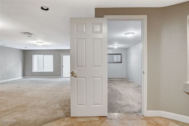 11241 Pentland Downs Street, Las Vegas, NV 89141