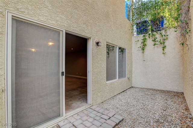 11241 Pentland Downs Street, Las Vegas, NV 89141