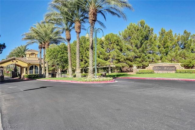 11241 Pentland Downs Street, Las Vegas, NV 89141