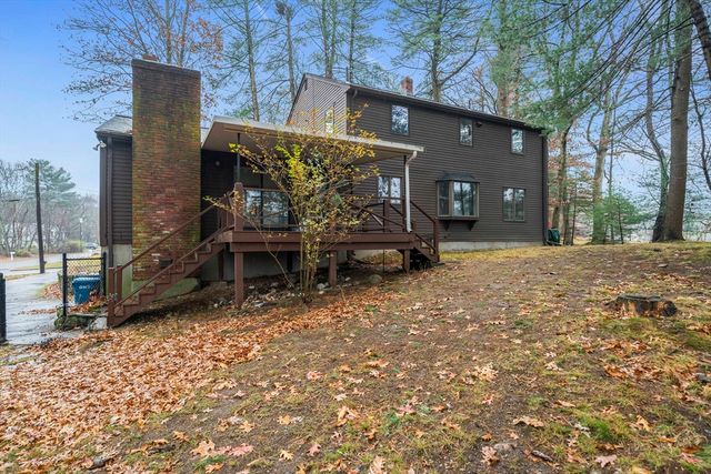 7 Surrey Ln, Canton, MA 02021