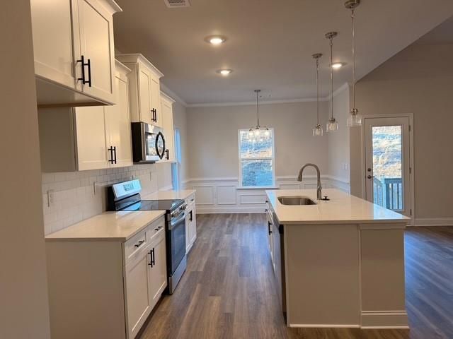 212 Magnolia Villas Drive, Cornelia, GA 30531