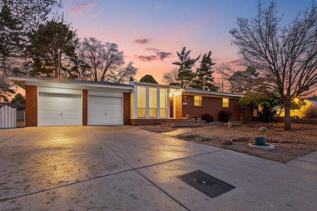 8205 Connecticut Street NE, Albuquerque, NM 87110