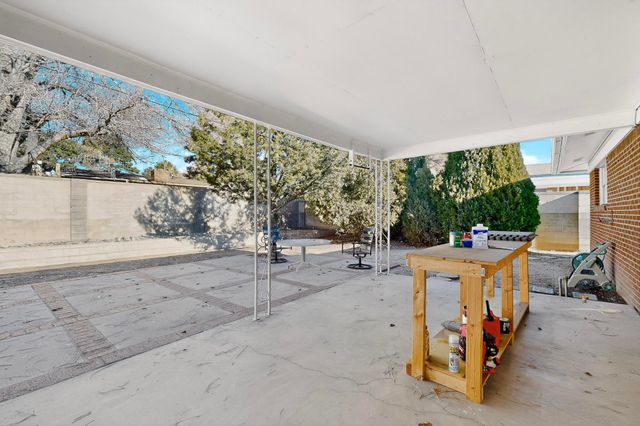 8205 Connecticut Street NE, Albuquerque, NM 87110