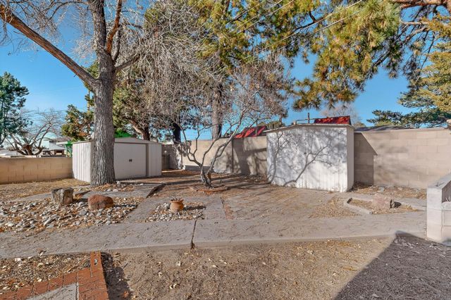 8205 Connecticut Street NE, Albuquerque, NM 87110