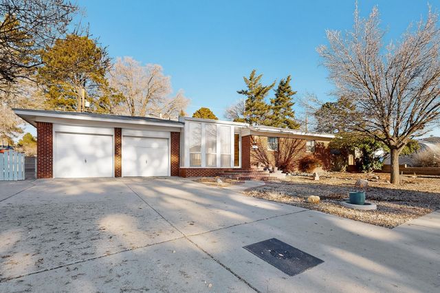 8205 Connecticut Street NE, Albuquerque, NM 87110