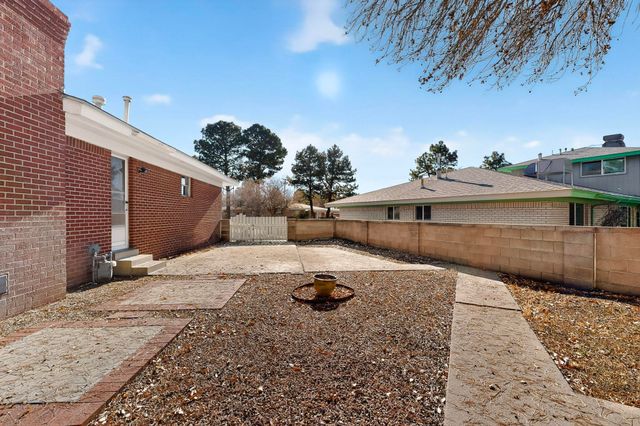 8205 Connecticut Street NE, Albuquerque, NM 87110