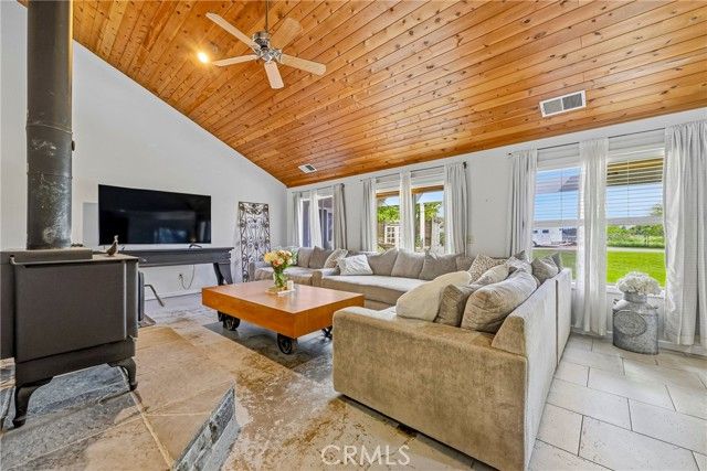 3692 N Gardner, Merced, CA 95340