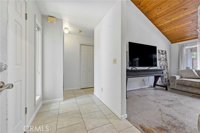 3692 N Gardner, Merced, CA 95340