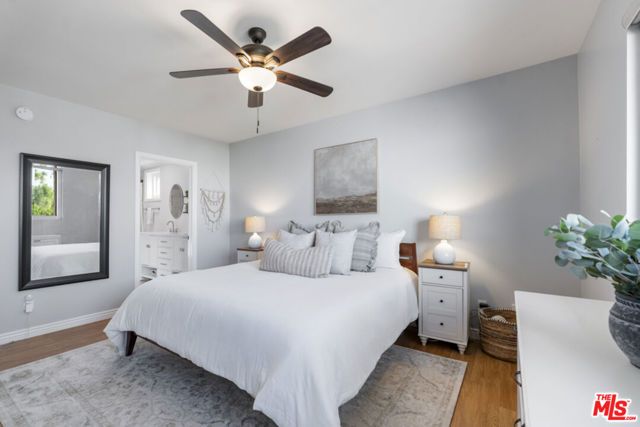 15157 Magnolia Boulevard F, Sherman Oaks, CA 91403