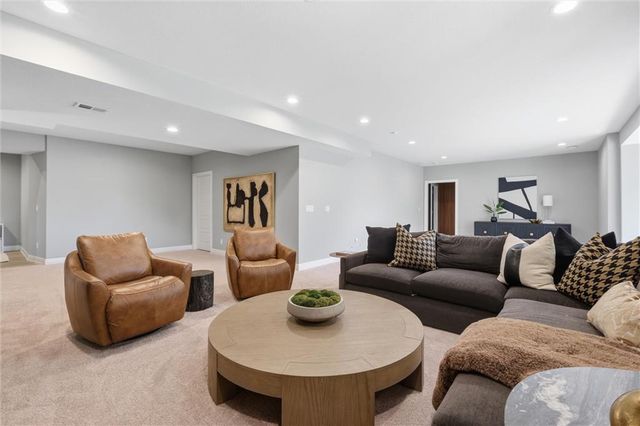 15845 Fontana Street, Overland Park, KS 66224