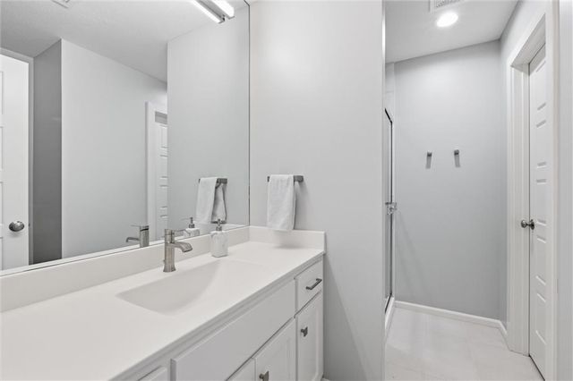 15845 Fontana Street, Overland Park, KS 66224