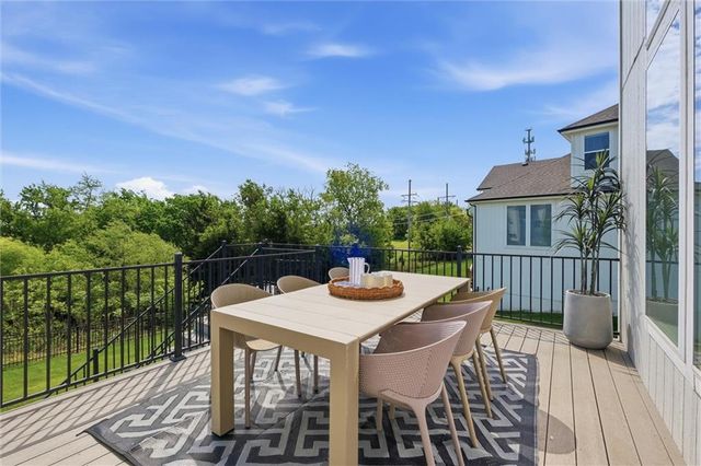 15845 Fontana Street, Overland Park, KS 66224