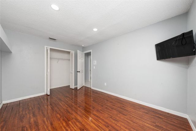 8810 KENSINGTON COURT, Kissimmee, FL 34747