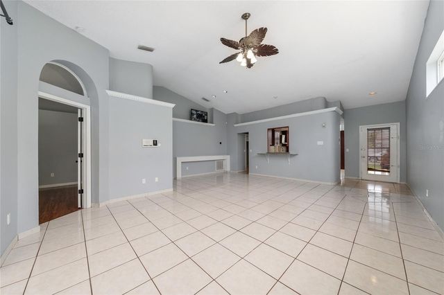 8810 KENSINGTON COURT, Kissimmee, FL 34747