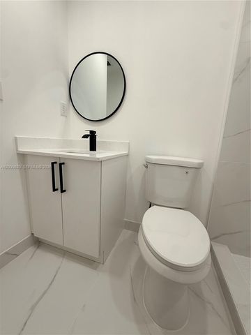 12104 SW 110th St Cir S, Miami, FL 33186