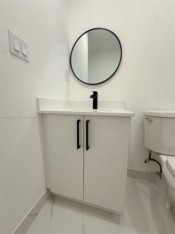 12104 SW 110th St Cir S, Miami, FL 33186