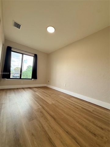 12104 SW 110th St Cir S, Miami, FL 33186