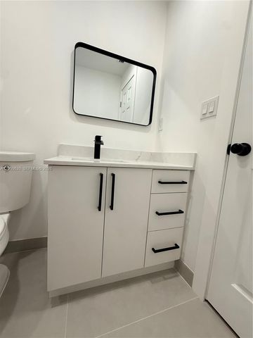 12104 SW 110th St Cir S, Miami, FL 33186