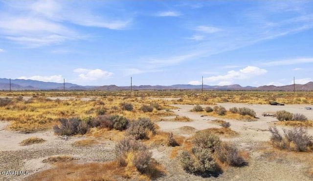 1405 Cathy Avenue, Rosamond, CA 93560