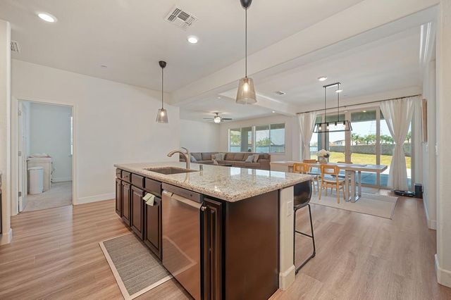 9381 Lilac Bush Ct, Sacramento, CA 95829