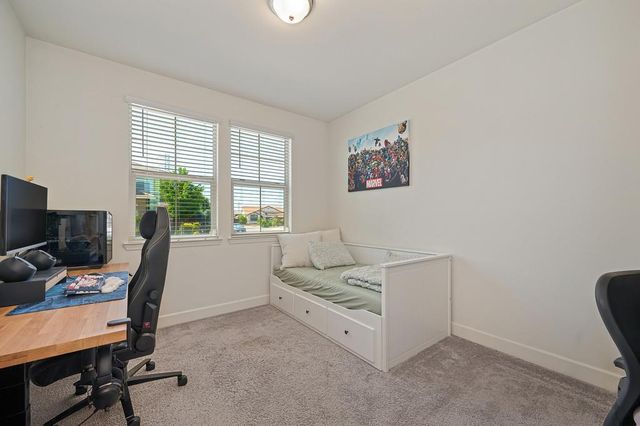 9381 Lilac Bush Ct, Sacramento, CA 95829
