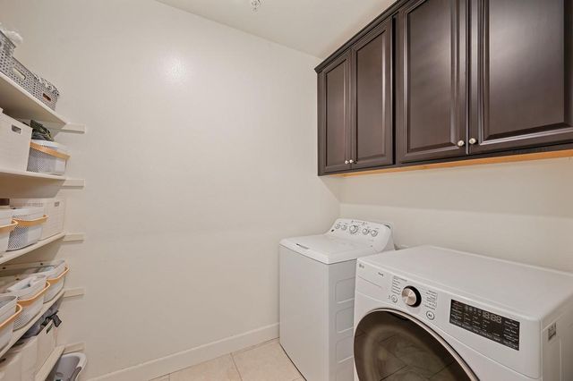 9381 Lilac Bush Ct, Sacramento, CA 95829