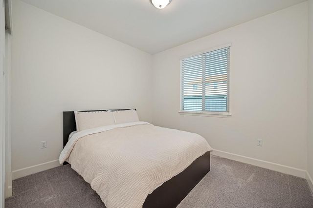 9381 Lilac Bush Ct, Sacramento, CA 95829