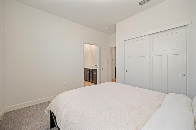 9381 Lilac Bush Ct, Sacramento, CA 95829