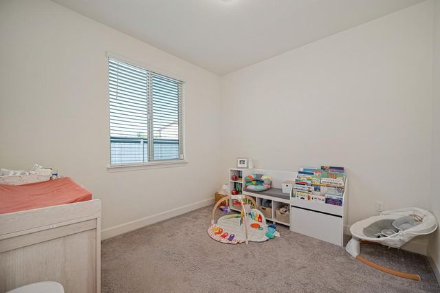 9381 Lilac Bush Ct, Sacramento, CA 95829