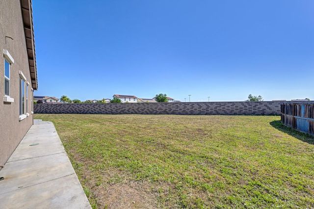 9381 Lilac Bush Ct, Sacramento, CA 95829