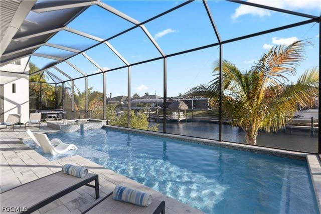 1422 Mohawk PKWY, Cape Coral, FL 33914