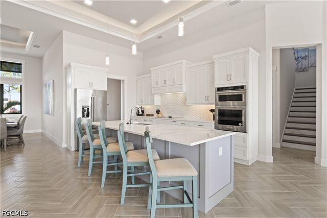 1422 Mohawk PKWY, Cape Coral, FL 33914