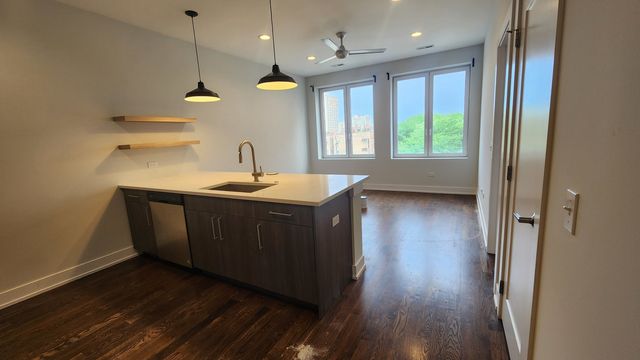 4428 N Sheridan Road 4C, Chicago, IL 60640