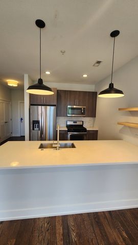 4428 N Sheridan Road 4C, Chicago, IL 60640