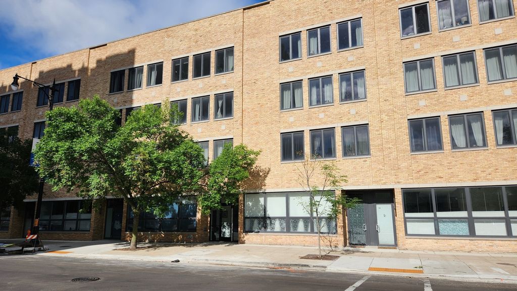 4428 N Sheridan Road 4C, Chicago, IL 60640