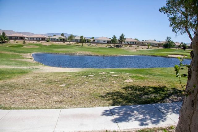 19611 Castle Harbor Court, Apple Valley, CA 92308