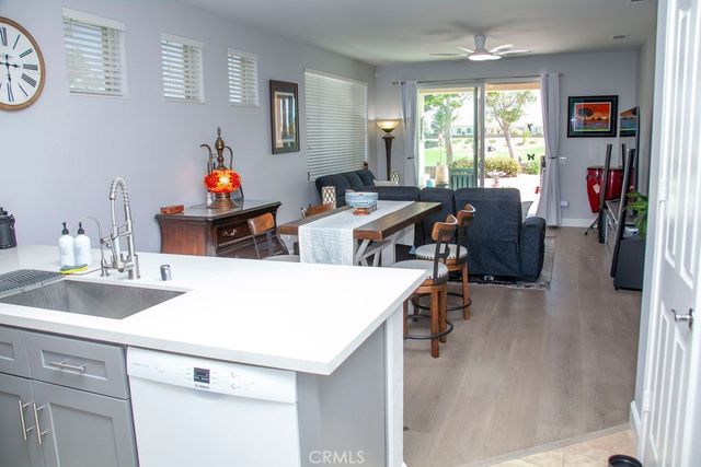 19611 Castle Harbor Court, Apple Valley, CA 92308