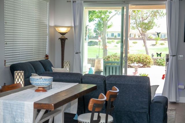 19611 Castle Harbor Court, Apple Valley, CA 92308