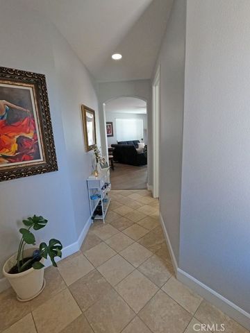 19611 Castle Harbor Court, Apple Valley, CA 92308