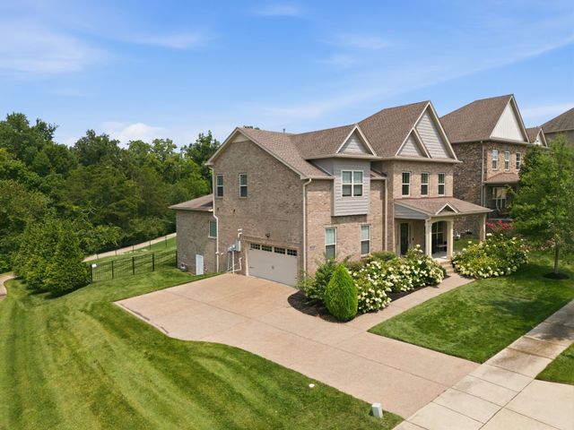 2205 Kirkwall Dr, Nolensville, TN 37135