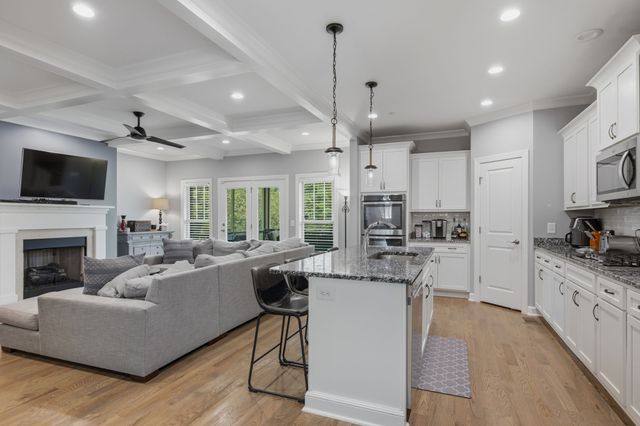 2205 Kirkwall Dr, Nolensville, TN 37135