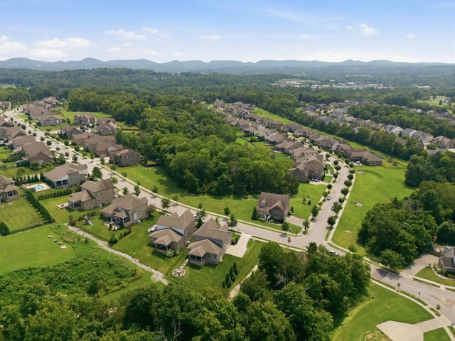 2205 Kirkwall Dr, Nolensville, TN 37135