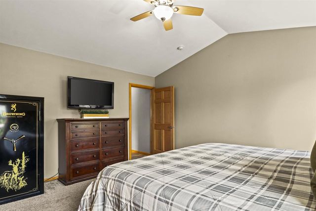 1904 Nighthawk Lane, Sauk City, WI 53583