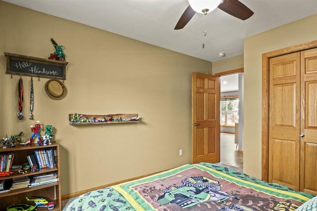 1904 Nighthawk Lane, Sauk City, WI 53583