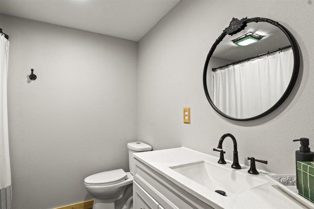 1904 Nighthawk Lane, Sauk City, WI 53583
