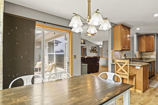 1904 Nighthawk Lane, Sauk City, WI 53583